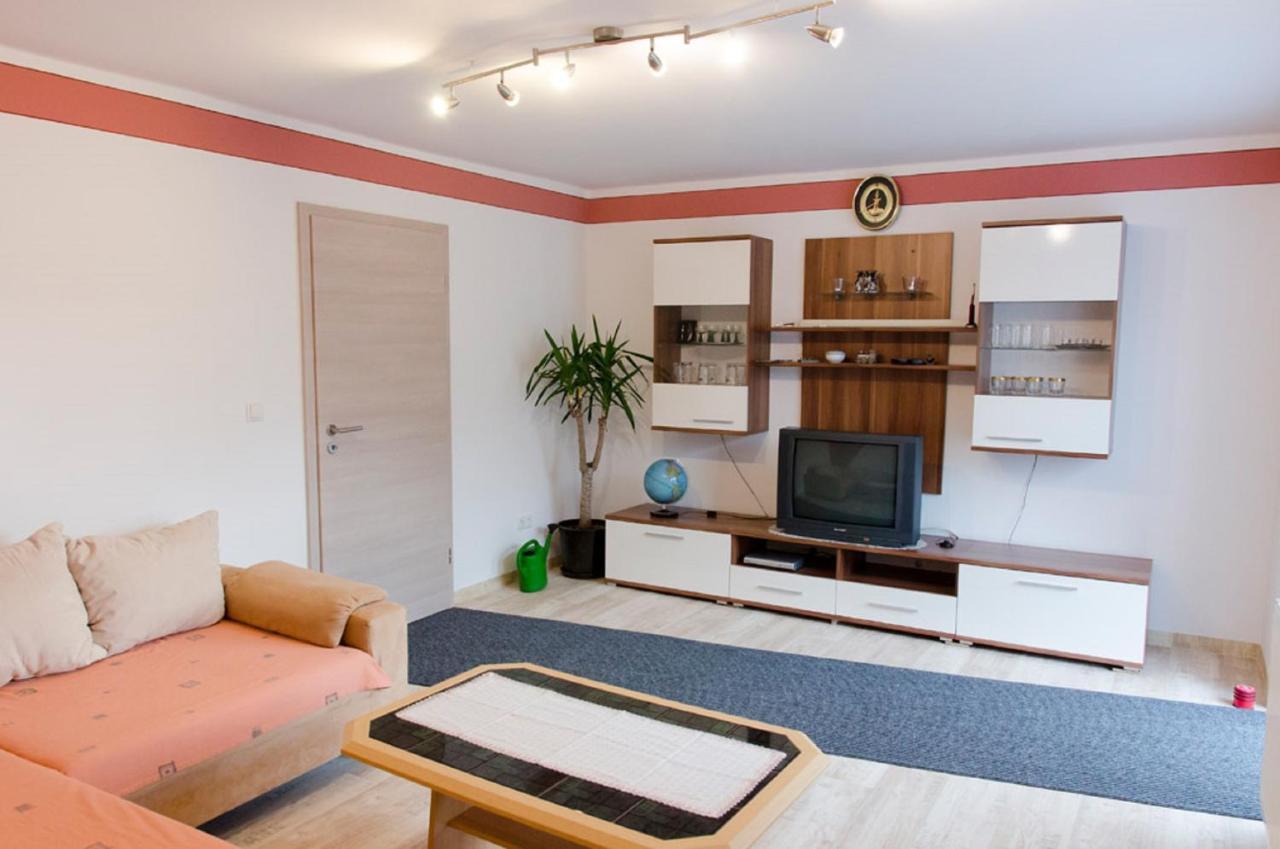 Ferien - Knierer Villa Barnau Luaran gambar